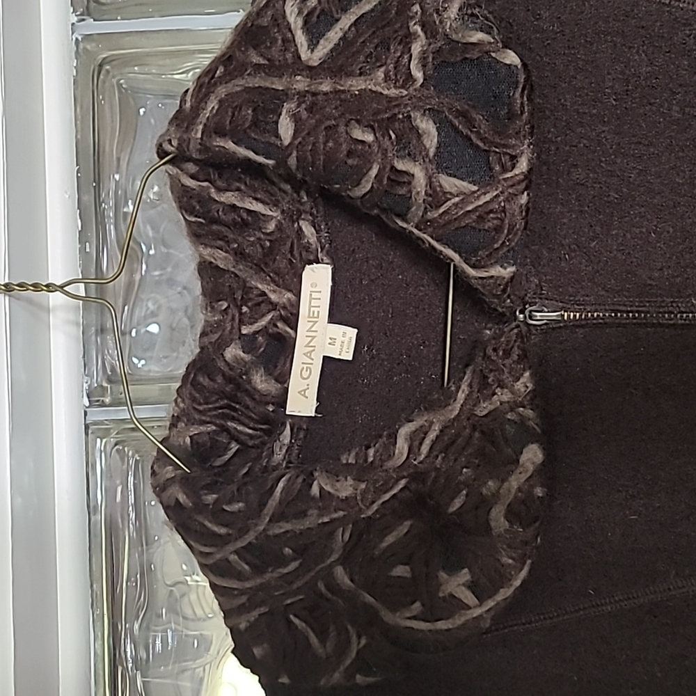 A. Giannetti 100% wool full zip cozy sweater.  Size M - Picture 3 of 4